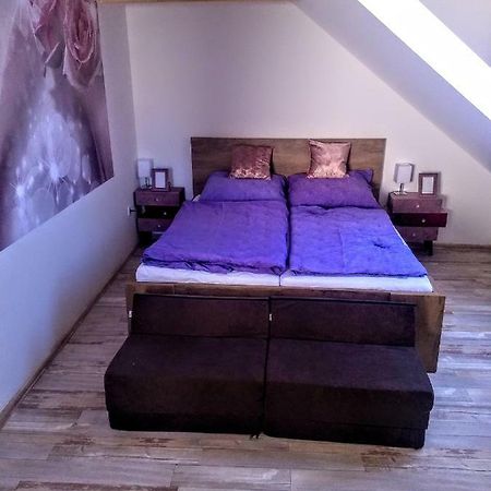 Domek Na Betleme Apartment ฮลินสโก ภายนอก รูปภาพ